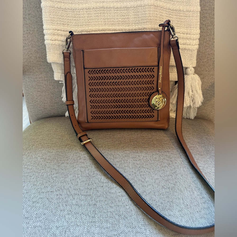 Tommy Bahama Cedros Brown Leather Crossbody Bag, perfect for travel! - Picture 2 of 12